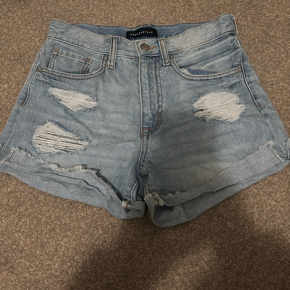 light-wash, denim mom shorts